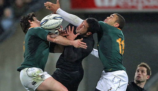 Die All Blacks aus Neuseeland haben beim Tri-Nations auch ihr zweites Spiel gegen die Springboks aus Südafrika gewonnen