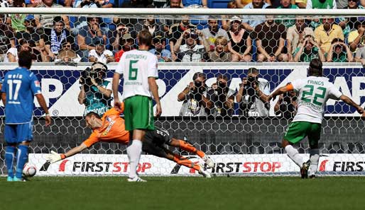 1899 Hoffenheim - Werder Bremen 4:1: Perfekter Auftakt für die Hanseaten! Frings verwandelt einen Elfmeter zum 1:0
