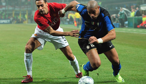 Die trauen sich was: Der AS Rom sichert sich die Dienste von Skandalnudel Adriano (r.). Der Brasilianer, der von Image-Pflege wenig hält, spielte auch schon für Inter