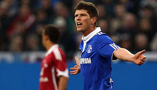 Mit dem FC Schalke 04 kam er 2010/2011 ins Halbfinale der Champions League. Huntelaar hatte mit 3 Toren seinen Anteil