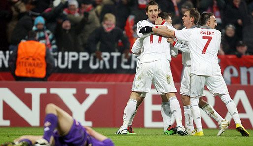 CL-Achtelfinale 2009/10: Miroslav Klose bejubelt den 2:1-Siegtreffer für die Bayern. Wohl eines seiner wichtigsten Tore für den Klub, allerdings aus Abseitsposition
