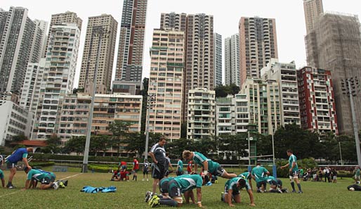 Hinterhofromantik in Hong Kong: Die All Blacks bereiten sich auf dem Happy Valley Racecourse vor. Am 30. Oktober trifft Neuseelands Rugby-Team auf Australien