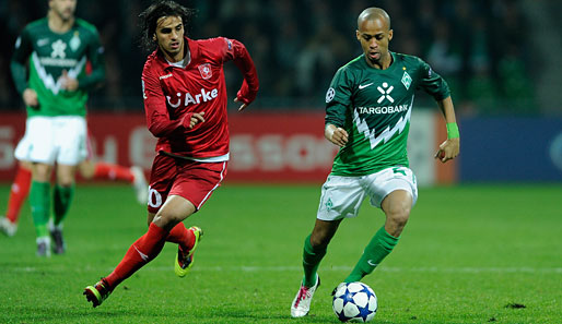 Wesley (r.), 23, seit 2010 beim SV Werder Bremen