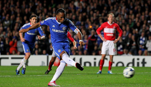 Chelsea - Spartak Moskau 4:1: Klare Sache an der Stamford Bridge. Goalgetter Didier Drogba verwandelt den Elfmeter für den FC Chelsea in der 62. Minute