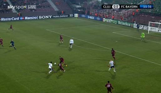 12. Minute, 0:1: Altintop erobert den Ball im Mittelfeld...