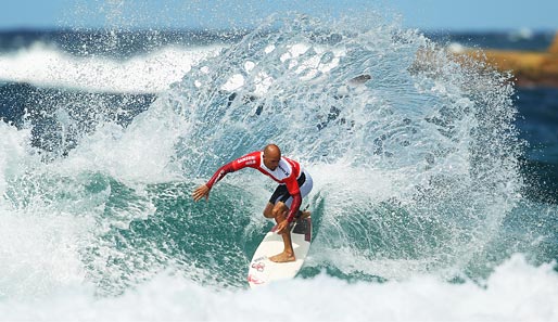 Slater ist nicht nur der jüngste Weltmeister aller Zeiten. 2010 gewann er zudem als ältester Surfer aller Zeiten (38 Jahre) den Titel