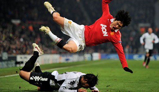 Manchester United - FC Valencia 1:1: Gestatten: Der fliegende Koreaner alias Ji-Sung Park. Im Old Trafford ging es heiß her