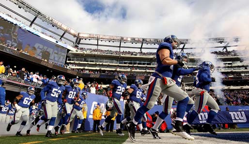 New York Giants - Washington Redskins 31:7: Einmarsch der Giants. New York rannte die Redskins in Grund und Boden
