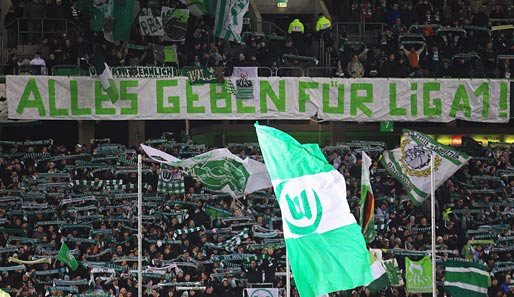Kellerduell in Wolfsburg, die VfL-Fans haben den Abstiegskampf angenommen. Nun musste die Mannschaft mitziehen...