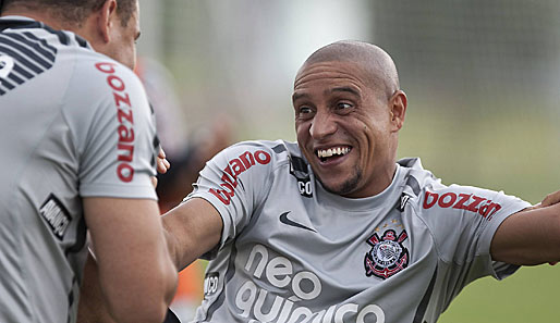Roberto Carlos. Mit 37 Jahren immer noch aktiv bei Corinthians Sao Paulo