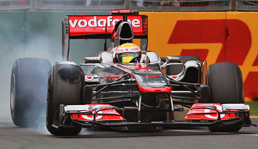 Hamilton quetschte alles aus seinem McLaren heraus. Da durfte auch eine Bremsplatte nicht fehlen. Aber es hat sich gelohnt. Platz zwei ist mehr als erfreulich