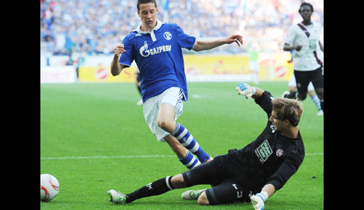 Schalke - und vor allem Julian Draxler - ging fahrlässig mit seinen Chancen um. In der zweiten Hälfte wurden die Königsblauen zunehmend ideenlos