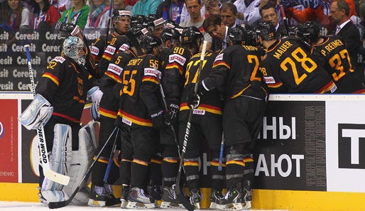 Einer für alle, alle für einen! Gegen die NHL-Stars der Slowaken brauchten die Jungs von Uwe Krupp eine geschlossene Mannschaftsleistung