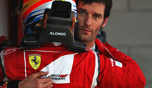 Webber besiegte Sebastian Vettel nach fünf Pole-Positions für den Deutschen in Folge und holte sich dafür die Glückwünsche von Fernando Alonso ab