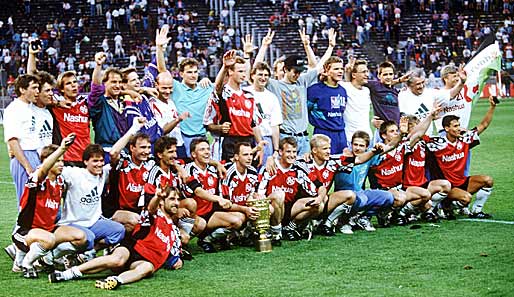 Hannover 96 - Borussia Mönchengladbach 4:3 n.E. (1992): Das Zweitligateam entschied den Final-Krimi im Elfmeterschießen für sich. Pflipsen und Fach verschossen bei Gladbach