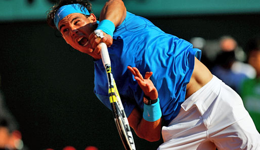 Tag 11: Eine ähnlich souveräne Vorstellung wie Scharapowa lieferte Rafael Nadal ab. Der Schwede Robin Söderling wurde mit 6:4, 6:1 und 7:6 abgefertigt