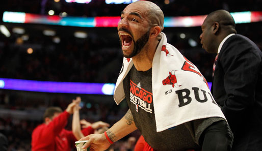 Hol dir keine Maulsperre! Mit den Chicago Bulls gewann Carlos Boozer Spiel 1 des Conference-Finals in der NBA mit 103:82 gegen die Miami. Da darf man ausflippen