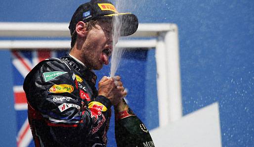 Der Mann liebt Champagner! Im achten Saisonrennen durfte Sebastian Vettel zum achten Mal die Dusche in seinem Lieblingsgetränk genießen