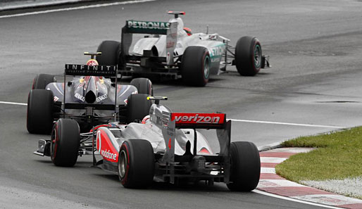 Leider nur eine Momentaufnahme: Michael Schumacher lag wenige Runden vor Schluss auf Platz zwei vor Mark Webber und Jenson Button