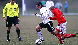 Fabian Schnellhardt wurde unlängst mit der U 17 des 1. FC Köln deutscher B-Jugend-Meister. Der Flügelspieler brachte es bislang auf 16 U-17-Länderspiele
