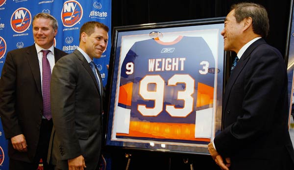 Doug Weight (New York Islanders): King Clancy Memorial Trophy für den Spieler, der durch Führungsqualitäten auf und neben dem Eis und soziales Engagement herausragte