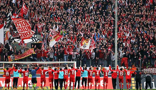 13. Platz: 1. FC Köln, RheinEnergieStadion. Zuschauerschnitt: 47.782