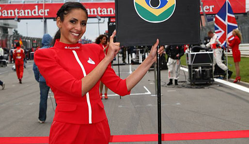 Auch in Deutschland gibt es schöne Frauen - die heißesten Gridgirls vom Nürburgring.