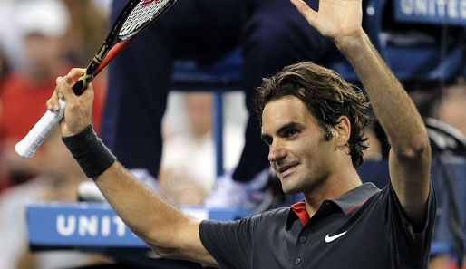 Roger Federer fegte in der ersten Runde Santiago Giraldo vom Platz. Mit 224 gewonnenen Grand-Slam-Matches zieht er mit Andre Agassi gleich