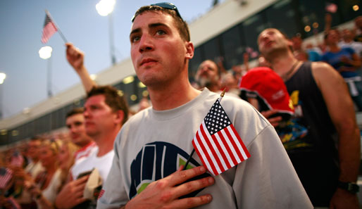 Mit Tränen in den Augen und stolzgeschwellter Brust gedenken die US-Bürger den Anschlägen vom 11. September vor zehn Jahren. Der Sport stellt keine Ausnahme dar
