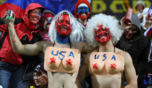 Bei der Rugby-WM in Neuseeland machen sich die USA-Fans heiß und zeigen, was sie haben