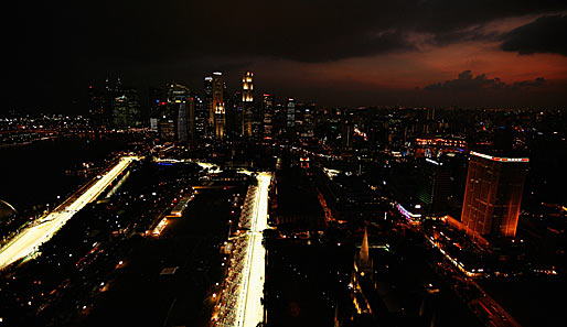 Atemberaubend: Die abendliche Skyline beim Großen Preis von Singapur ist jedes Jahr ein absolutes Highlight