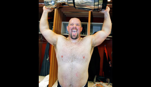 So sehen Sieger aus! Angus Reid von den BC Lions feiert den Gewinn der Meisterschaft in der Canadian Football League