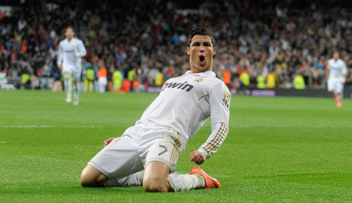 Auf Platz 17 landet Cristiano Ronaldo. Der portugiesische Stürmer von Real Madrid kann über 126 Millionen Euro jubeln