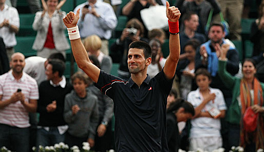 Auch die Nummer eins der Welt, Novak Djokovic, hielt sich nicht lange mit der dritten Runde auf und fertigte seinen Kontrahenten 6:1, 6:2, 6.2 ab