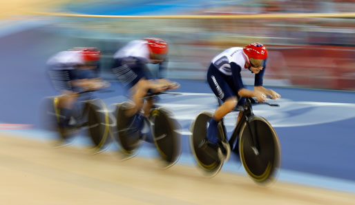 Die britischen Bahnradfahrerinnen waren bei ihrem Weltrekord-Rennen sogar zu schnell für die Kamera