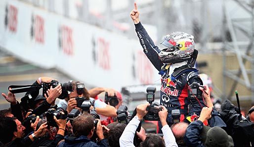 Da ist er, der Vettelfinger! It's done! Weltmeister 2012 Sebastian Vettel