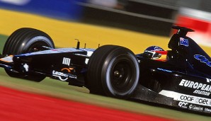 Deutlich länger liegt das Debüt von Fernando Alonso zurück. Erstmals drehte er 2001 in Australien seine Runden für das Minardi-Team