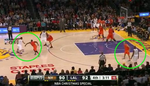 Wie wertvoll Kidd auch im Alter in der Defense sein kann, zeigte er bei den Lakers. Nash organisiert für L.A. den Angriff (Kreis links), Kidd kümmert sich um Kobe (Kreis rechts)