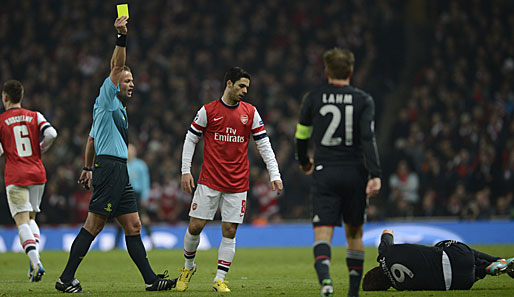 Arsenals Frust äußerte sich danach in einigen Härteeinlagen: Mikel Arteta war nach seiner bösen Grätsche gegen Mario Mandzukic mit der Gelben Karte noch gut bedient
