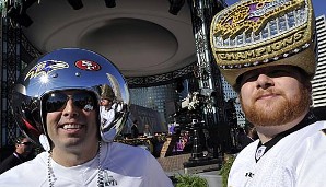 In New Orleans herrschte bereits vor dem Super Bowl echte Feierstimmung. Besonders sehenswert: der Championship-Ring als Kopfbedeckung