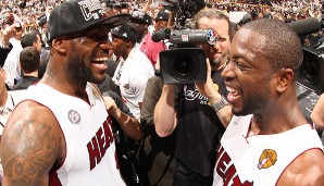 Best Buddies unter sich: LeBron James und Dwyane Wade lassen ihrer Freude freien Lauf