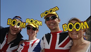 Zu Beginn der Etappe hatten die Boom-Boom-Froome-Fans noch gute Laune. Doch dann drehte der Wind auf...