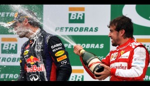 Verantwortlich dafür war Fernando Alonso, der als Drittplatzierter seinen australischen Kumpel nass machte