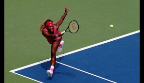 Auch Serena Williams gab sich gegen Kaia Kanepi keine Blöße und machte mit 6:3 und 6:3 kurzen Prozess, ebenso wie...