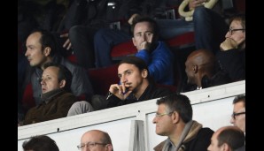 Auch Zlatan Ibrahimovic muss zuschauen - allerdings verletztungsbedingt