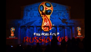 Ladies and Getlemen: Das offizielle Logo der Fußball-Weltmeisterschaft 2018 in Russland! Präsentiert wurde das gute Stück auf spektakuläre Weise...
