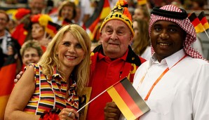 DEUTSCHLAND - RUSSLAND 27:26: Es war angerichtet: Die Fans freuten sich auf den zweiten Auftritt der deutschen Auswahl