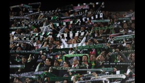 FC SEVILLA - BORUSSIA MÖNCHENGLADBACH 1:0: Die mitgereisten Fohlen-Fans sorgten für Stimmung