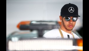 Der Weltmeister Lewis Hamilton dominierte das Qualifying und bereitet sich auf den Start vor...