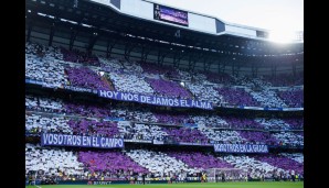 Im Santiago Bernabeu hatten sich die Fans dann auch etwas ganz besonderes einfallen lassen. Das ganze Stadion erleuchtete in den Vereinsfarben weiß und lila